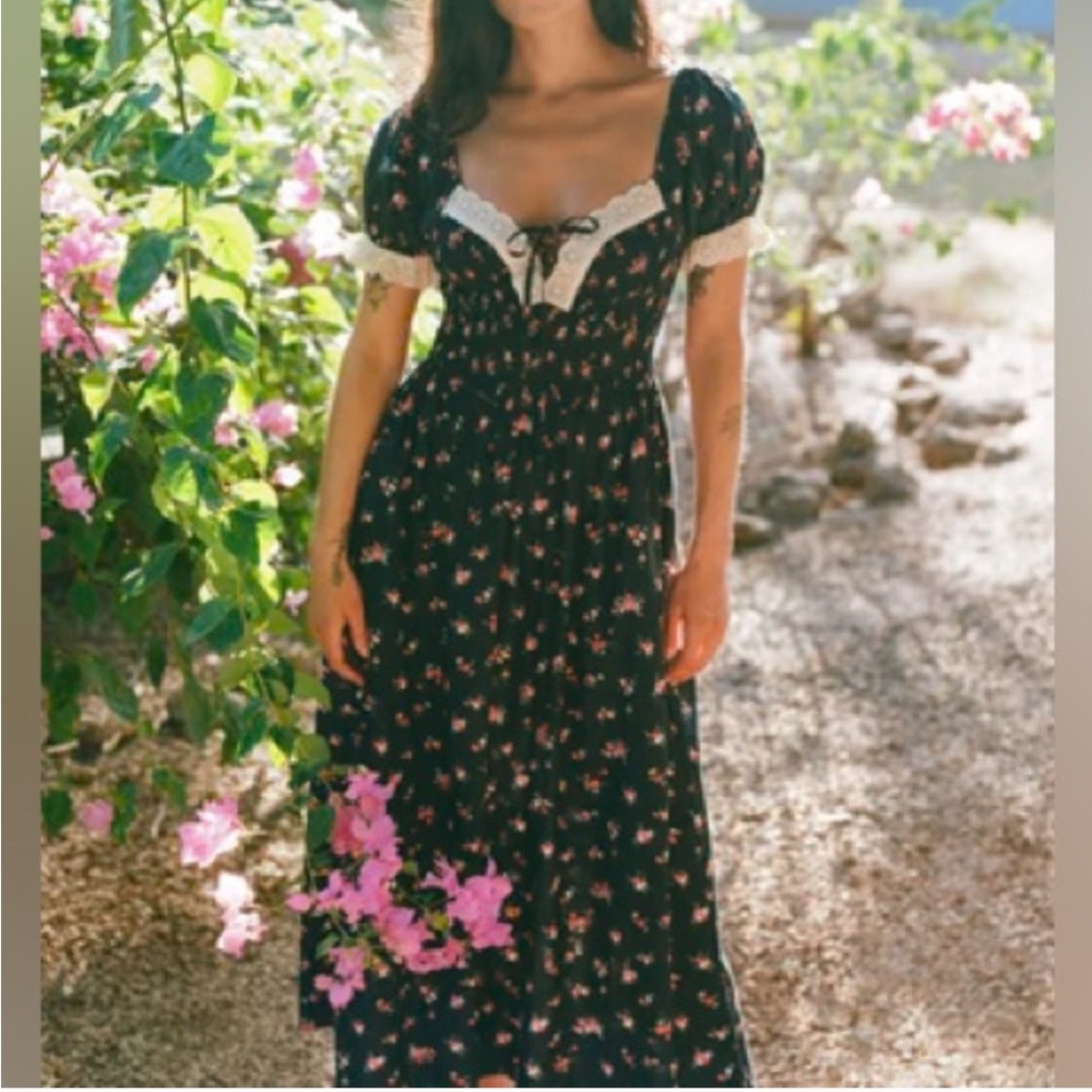 ISO Christy Dawn Madeline Dress M or L - Picture 2 of 2